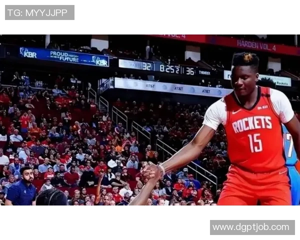 卡佩拉赞乌度卡严格执教风格 称其正是季后赛所需的关键特质