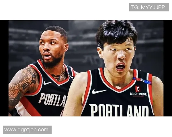 开拓者众将入场穿搭大揭秘 利拉德艺术气息十足 杨瀚森潮流混搭亮眼