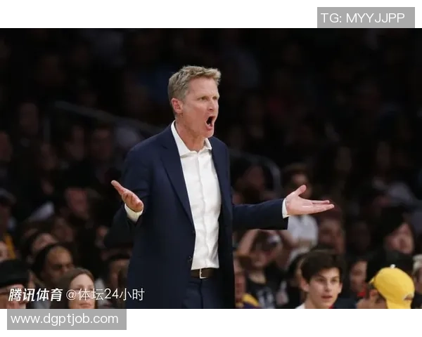 科尔圣诞大战后批评库里引争议事后登门道歉化解师徒矛盾